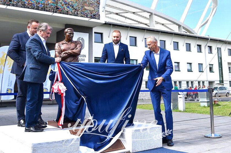 Gerard Cieślik Statue from Poland Stadium