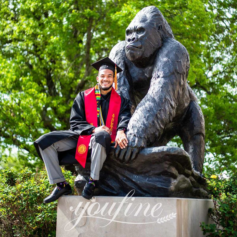 garden gorilla statue-YouFine Sculpture
