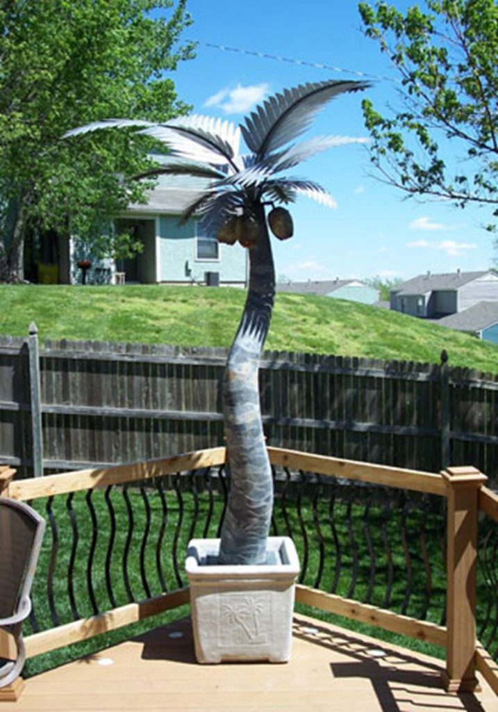 Large Outdoor Metal Palm Tree Yard Art Supplier CSS707YouFine Sculpture