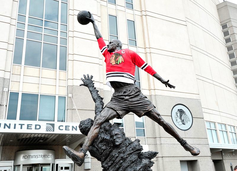 Michael Jordan Statue