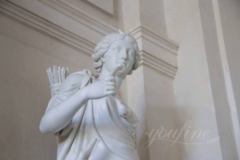 De tijdloze schoonheid van Artemis (Diana) Ontdek de wereld van sculpturen