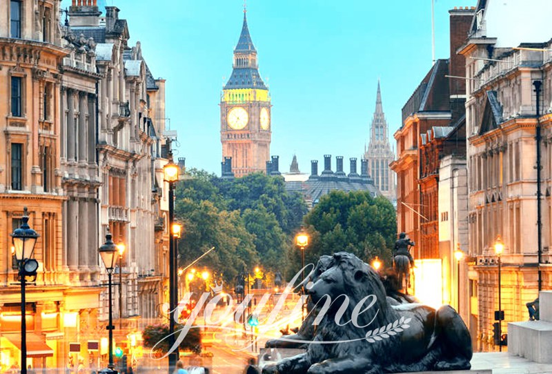 Trafalgar Square lions