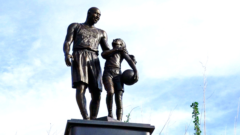 bronze sport Man Sculpture
