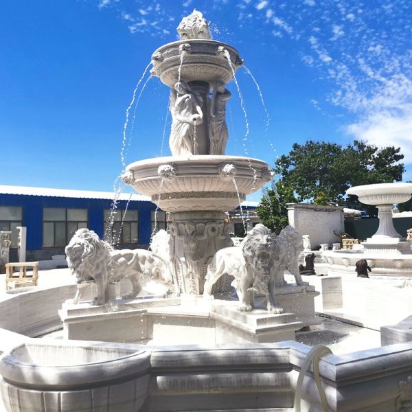 lion fountain