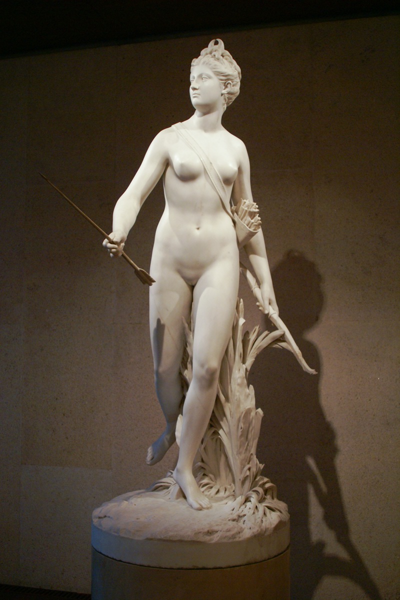sculpture de Diane par Jean-Antoine Houdon