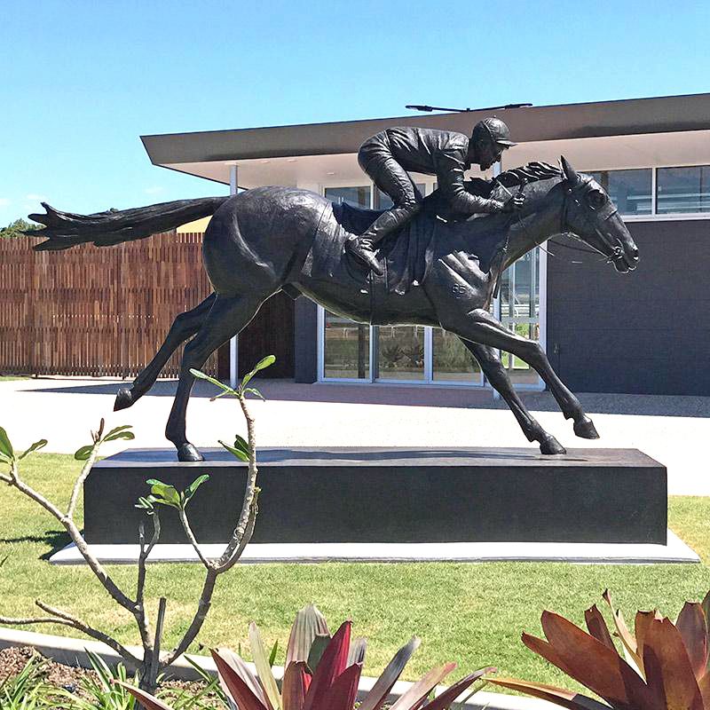 sport Man Sculpture