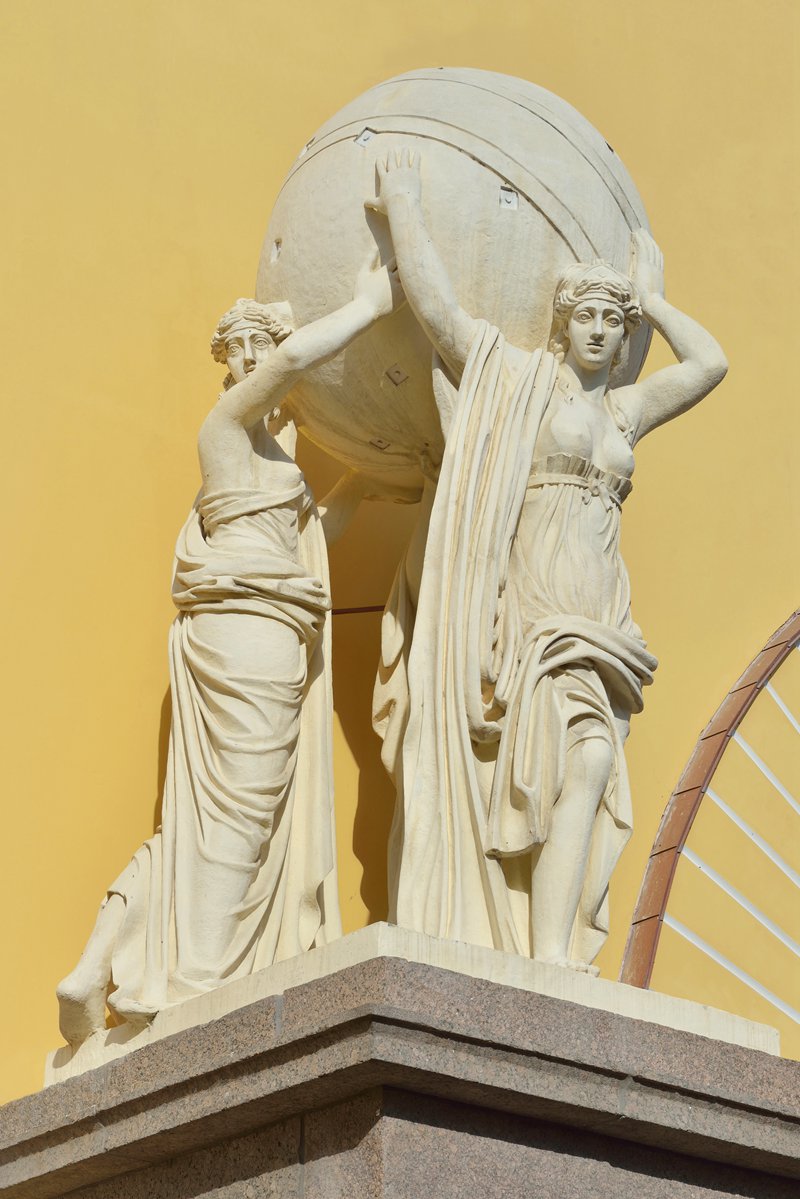marble_statue_of_female_Atlas