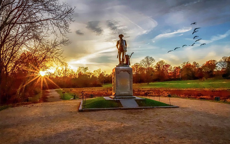 minuteman-statue-at-sunset-larry-richardson