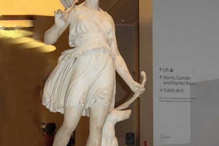 Hand Carved Diana the Huntress Sculpture for Garden