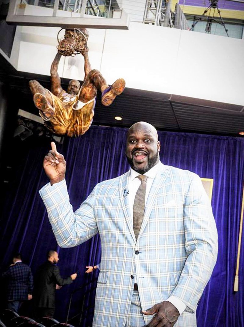 bronze Shaq Attaq Statue (Los Angeles, USA)