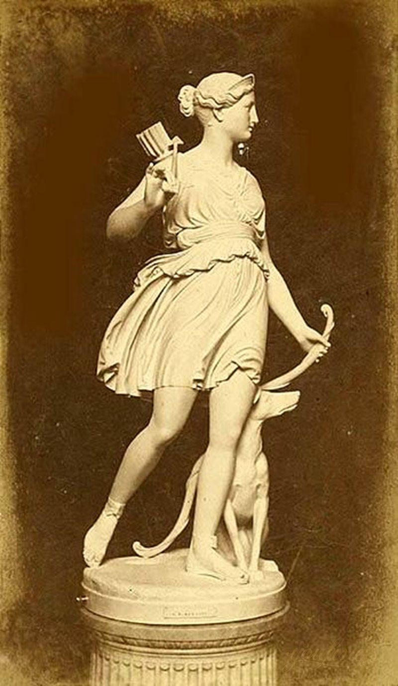 Hand Carved Diana the Huntress Sculpture for Garden