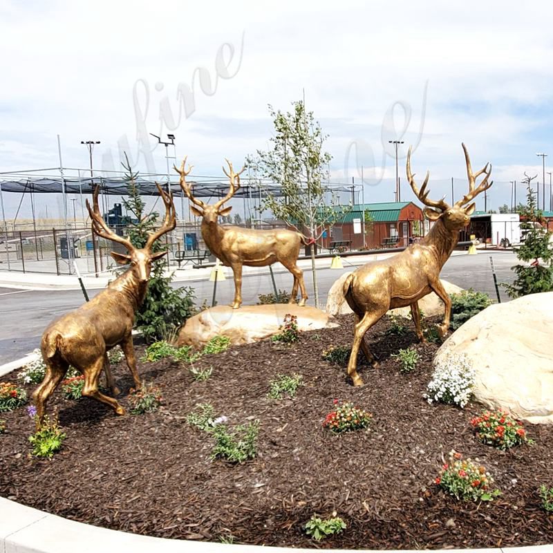 Bronzene Rentierstatuen Feedback von Buckhorn RV Resort's