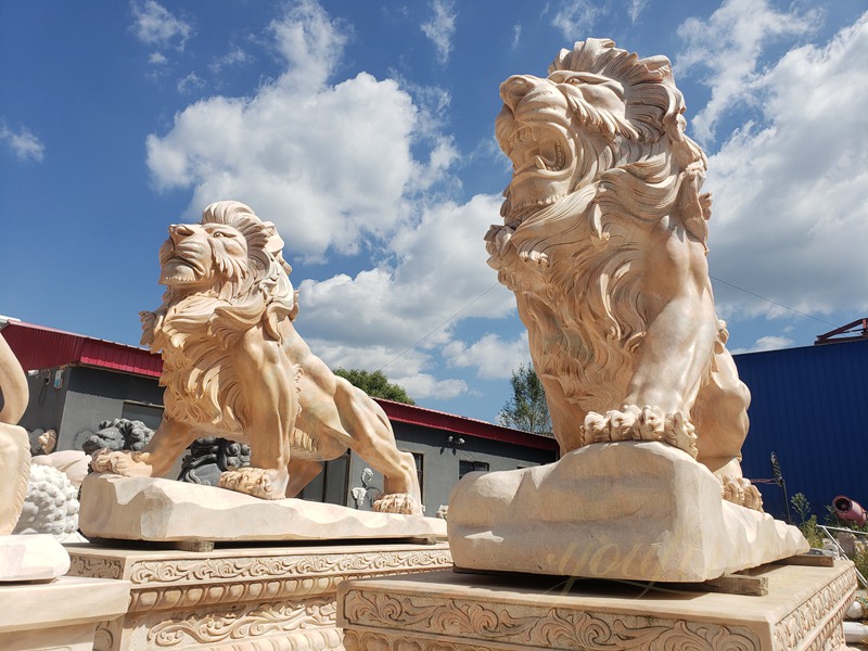 Lion Entrance Statues - Majestic Guardians of Your Abode 