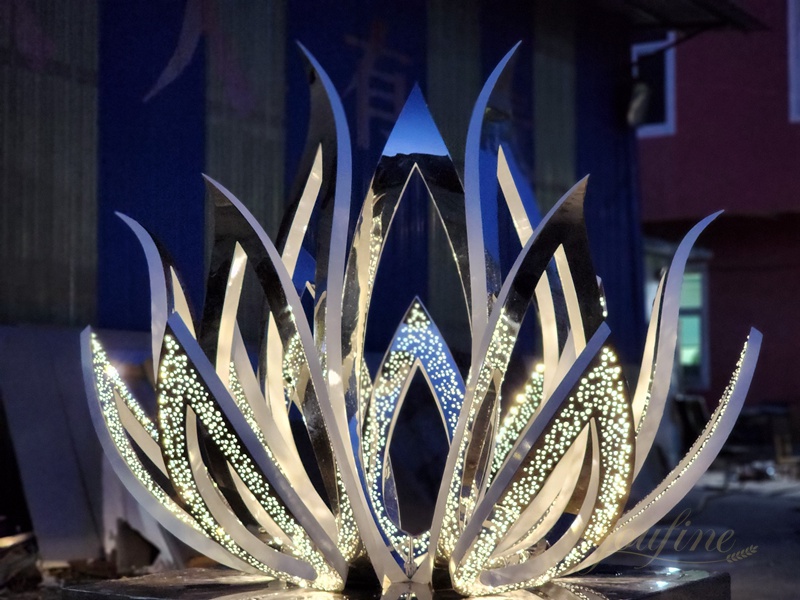 Modern Metal Lotus Flower Sculpture for Garden