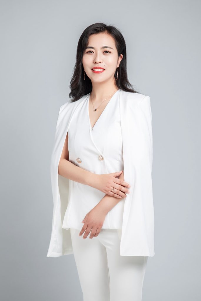 YouFine Director Dora