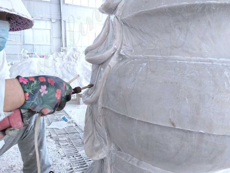 YouFine artist Polishing for White Marble Statue