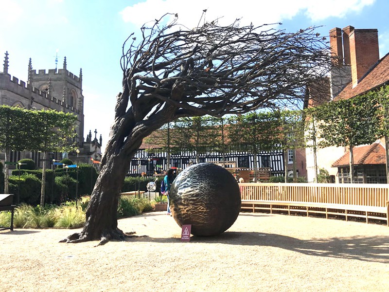 metal globe decor