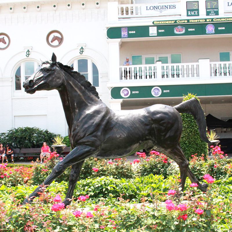 Elegant Brass Horse Head Sculpture – Eastern Art Museum