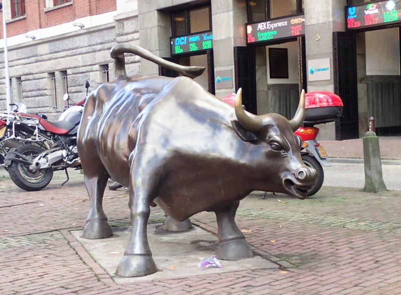 Amsterdam- bronze-bull