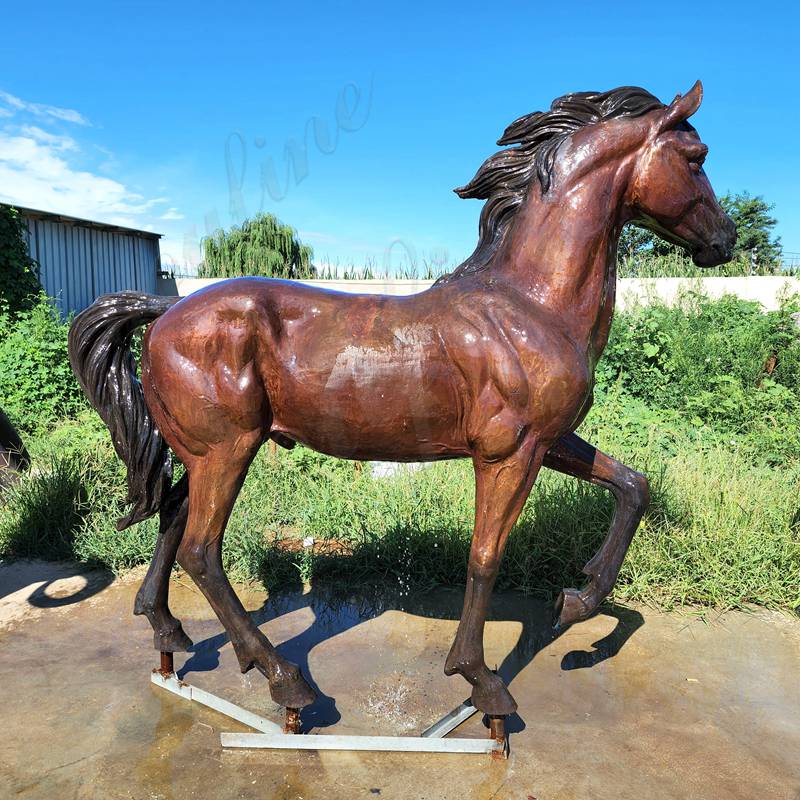 Artistic Horse Statues