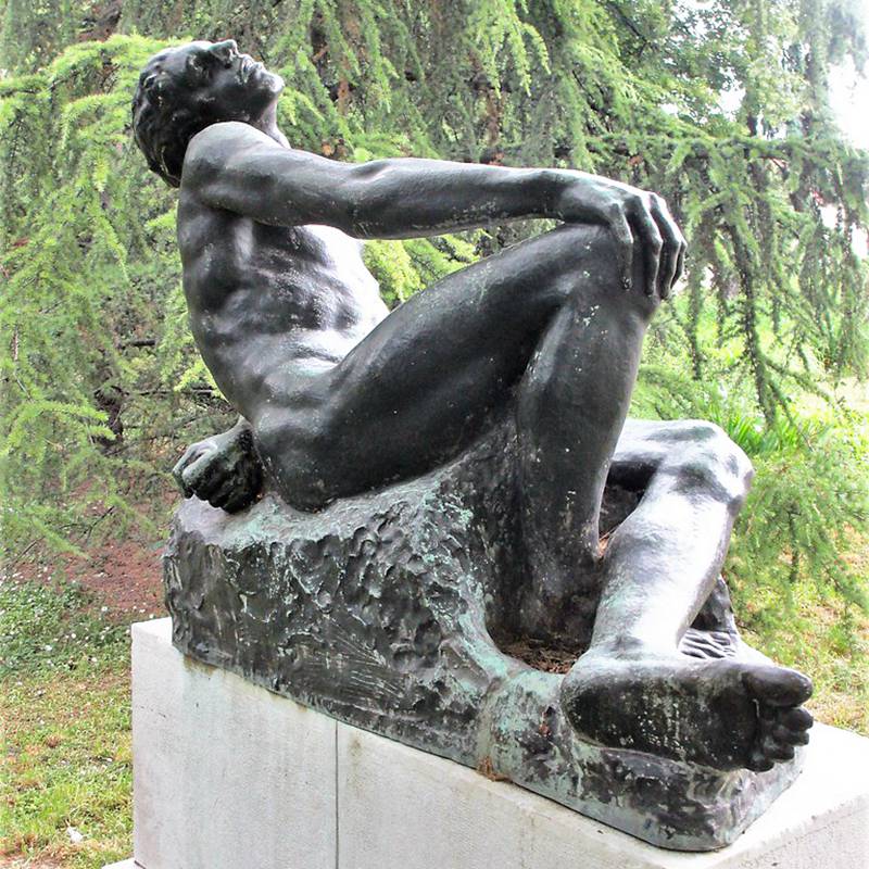 Male figure Statue