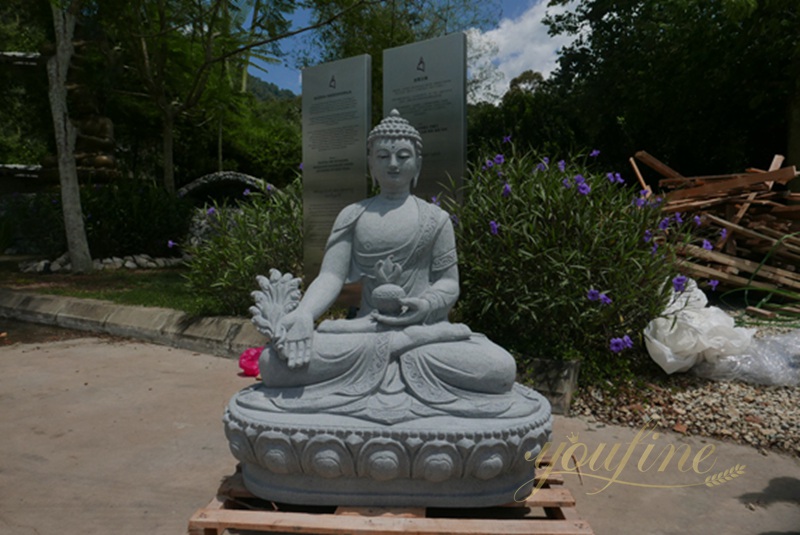 Medicine Buddha statue 