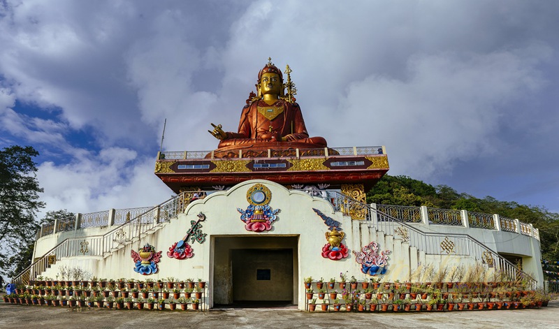 Padmasambhava (Guru Rinpoche) statue 