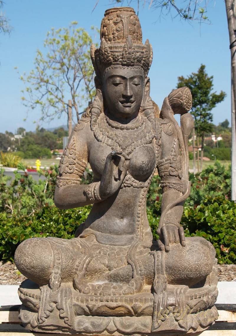 Tara statue for garden