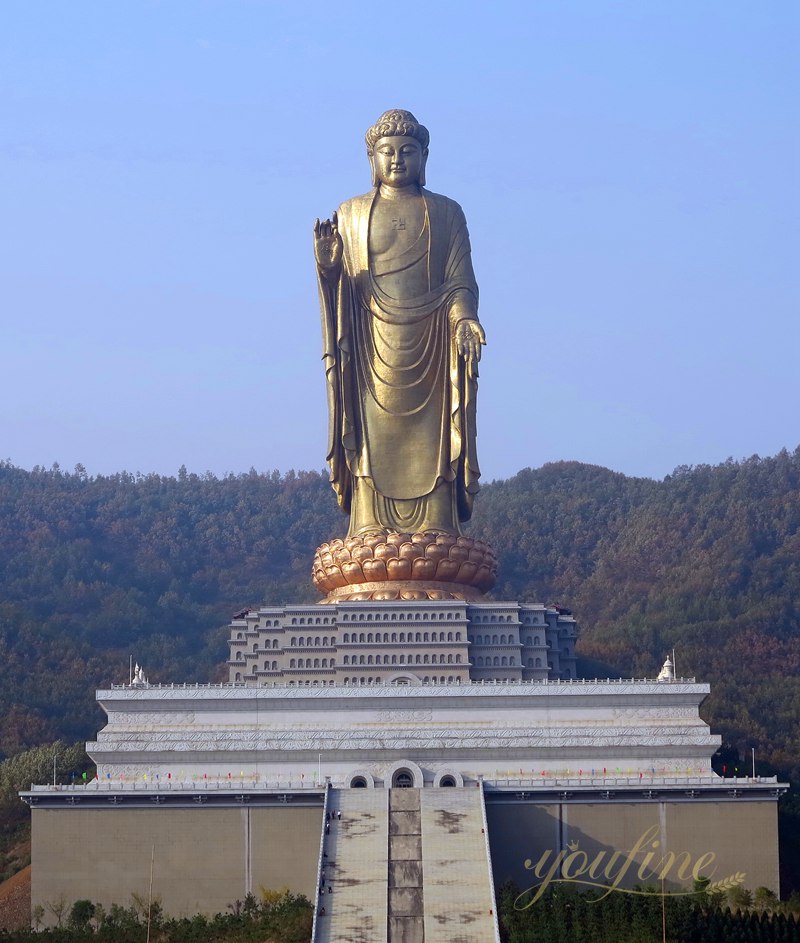 Vairocana Buddha statue