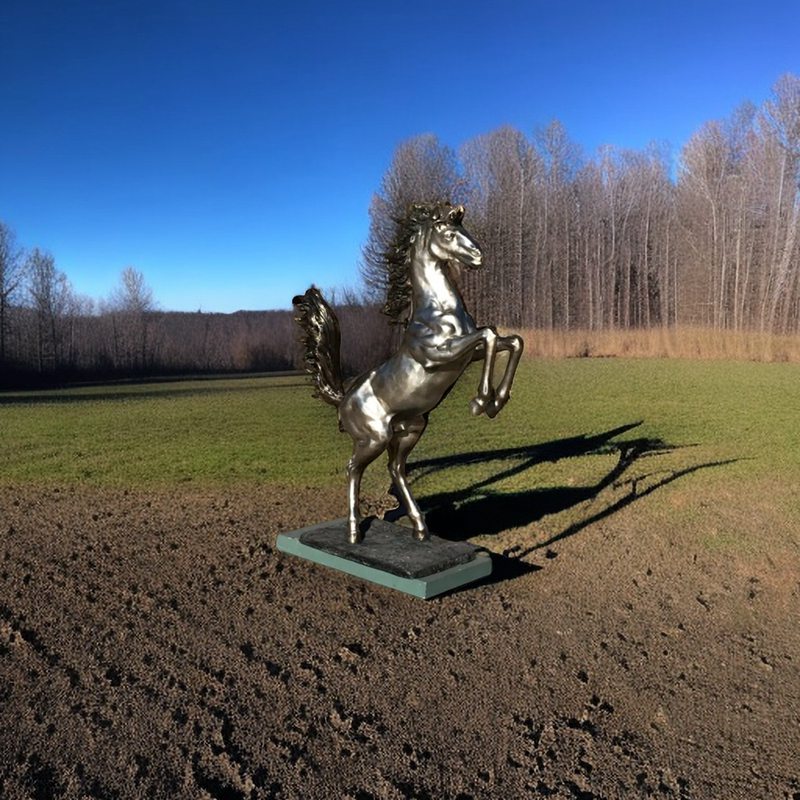 ferrari pferd statue