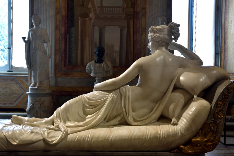 Canova Marble Paolina Borghese Venus Victrix Statue for Sale