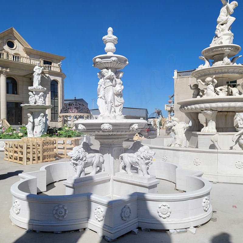 Large lion outdoor fountain