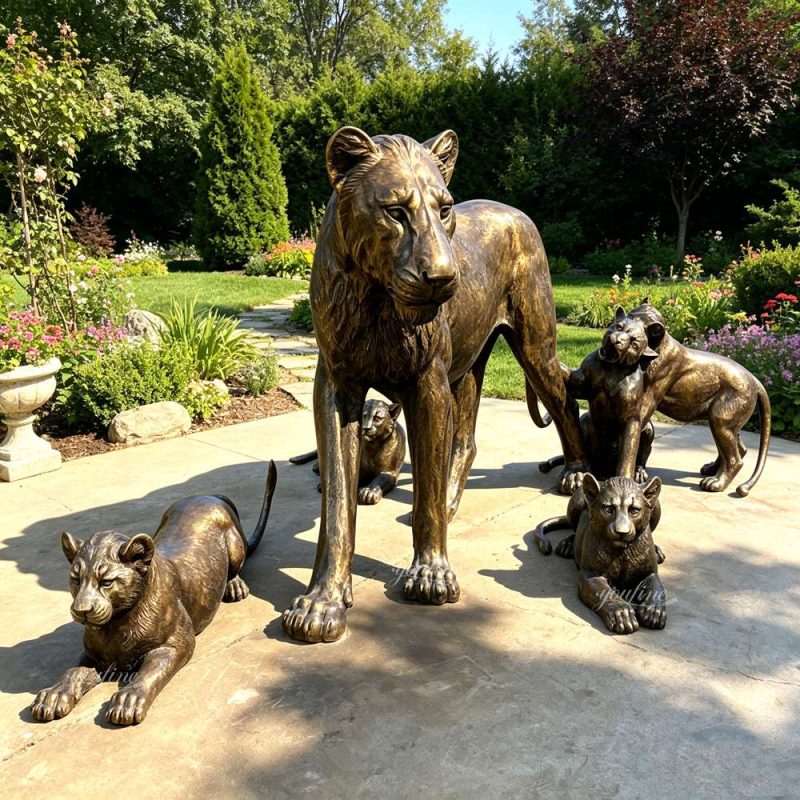 Lion Family Statue for school garden