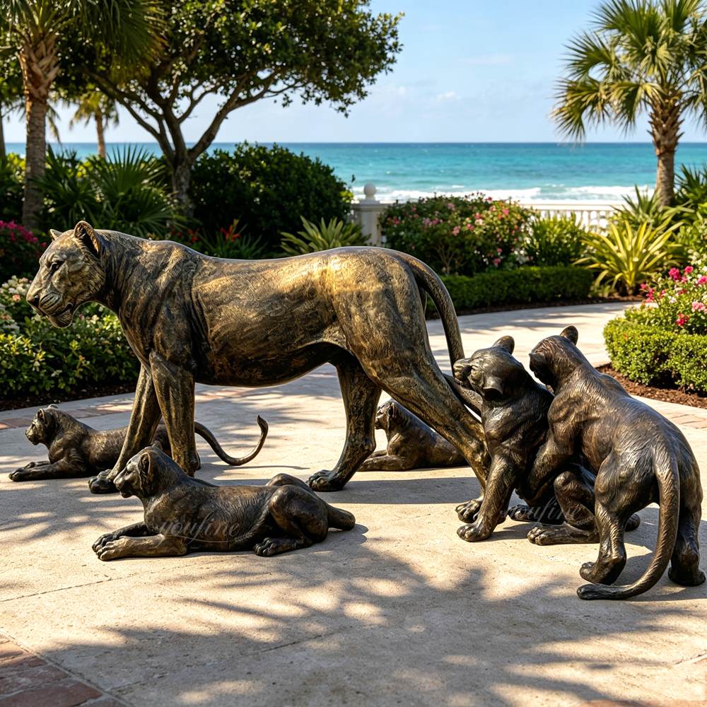 Lion Family Statue in seaside garden