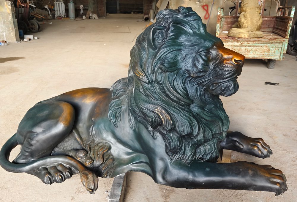 exquisite Lying Lion Lawn Statue Ornaments