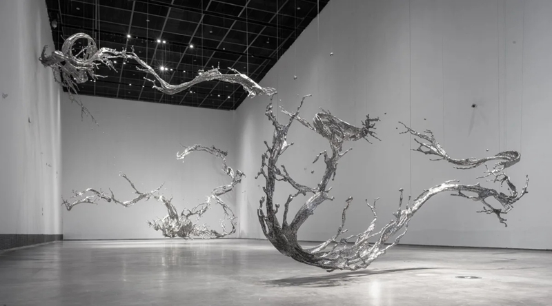 Modern Stainless Steel Water Splash Sculpture