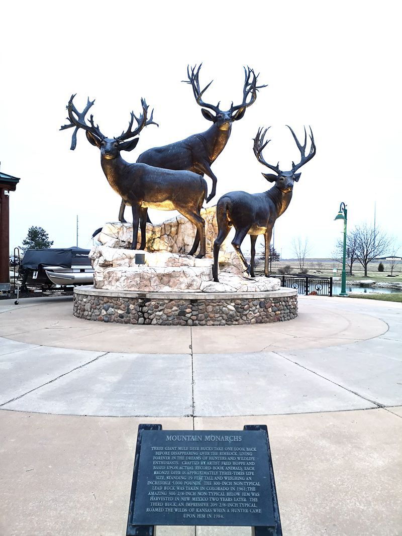 Mountain Monarchs Bronze Stag Statues