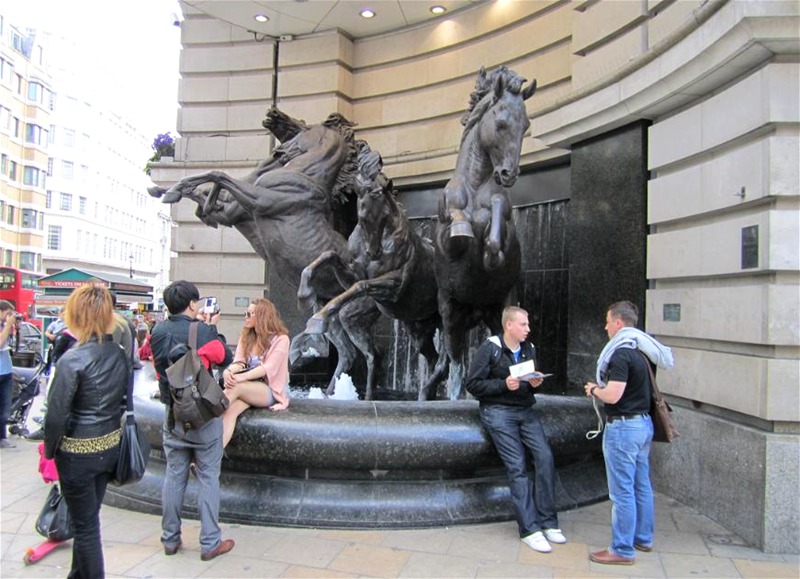 horse fountain