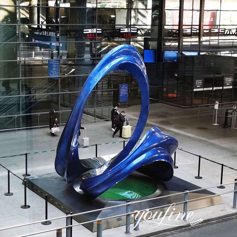 blue sculpture for airport deecor
