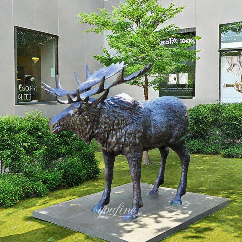 How Was the Realistic Bronze Large Moose Statue Made?