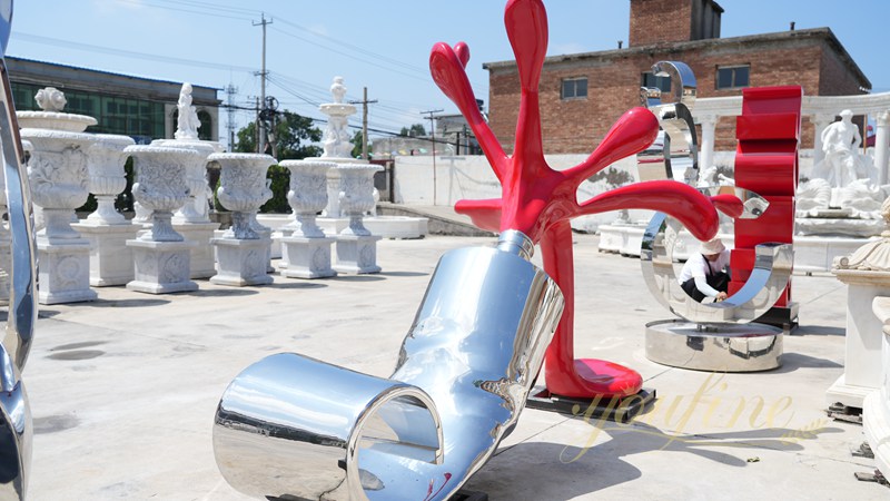 Metal-Toothpaste-Sculpture