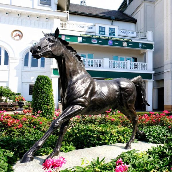 outdoor bronze horse statue