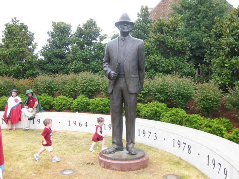 Bear Bryant Statue Famous Figure Replica