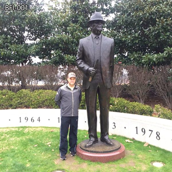 Bronze College Football Bear Bryant Statue