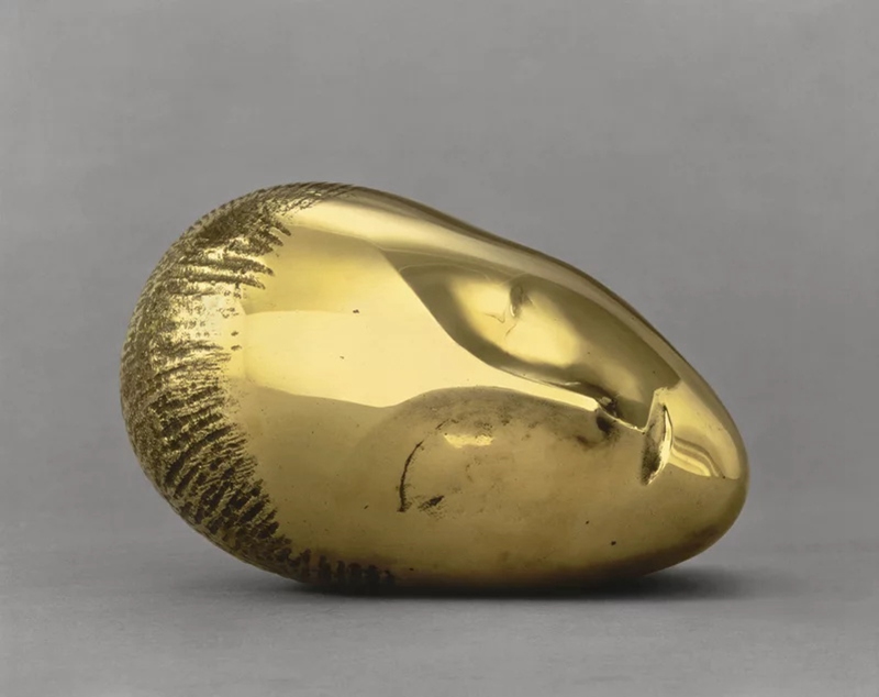 La muse endormie bronze art