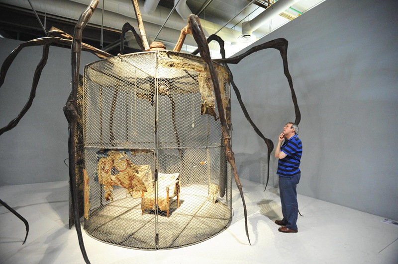 bronze Louise Bourgeois' Spider