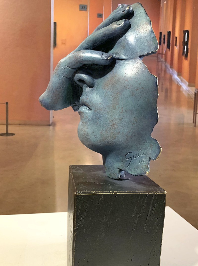 sculpture-reflexion-blue-bronze