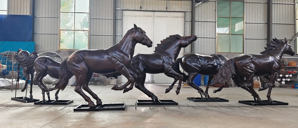 group Horse Statue Fountain