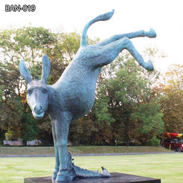 metal donkey statue