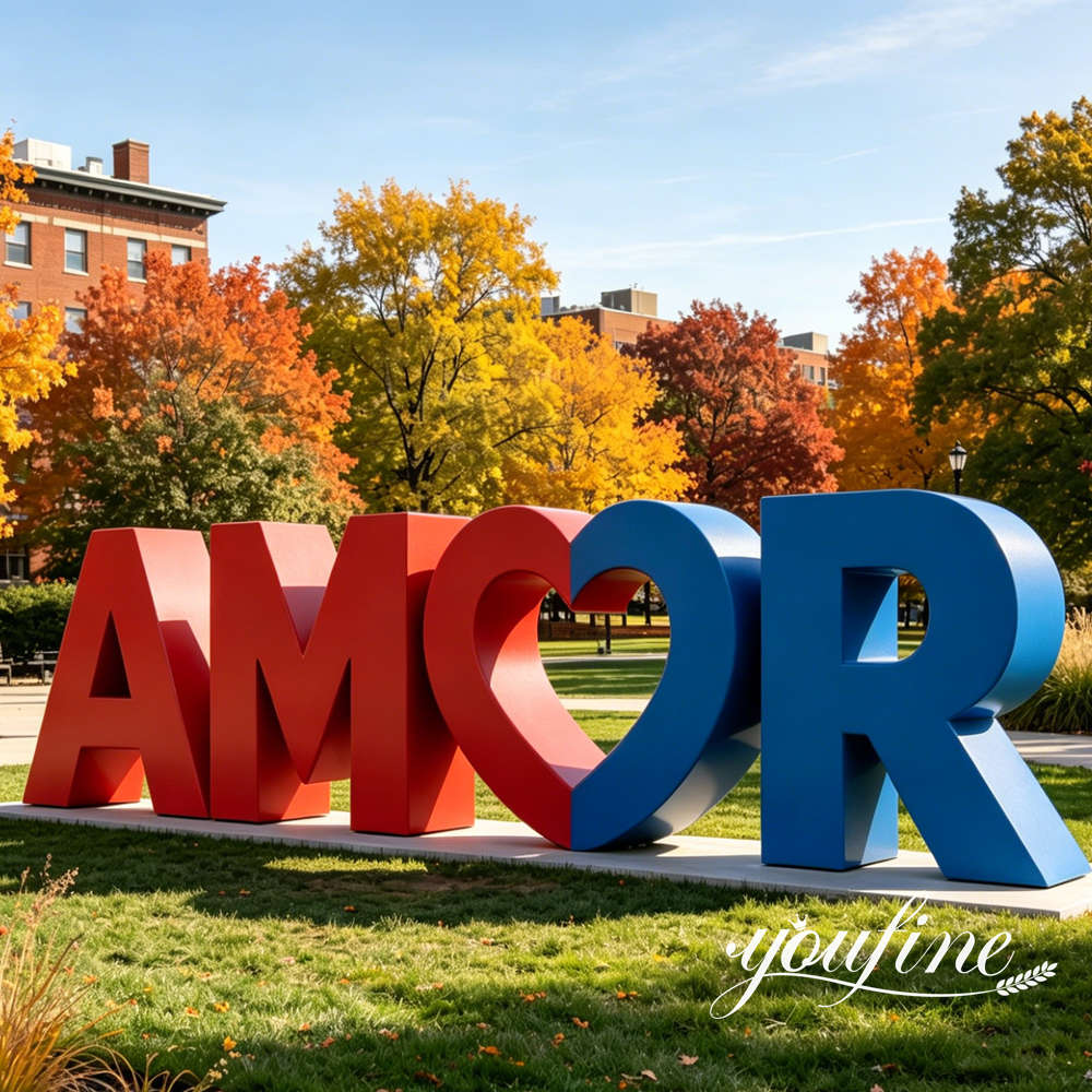 AMOR sculpture